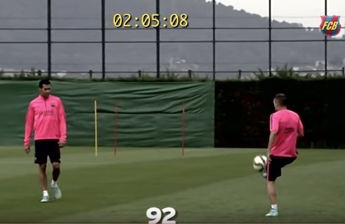 Iniesta Juggling