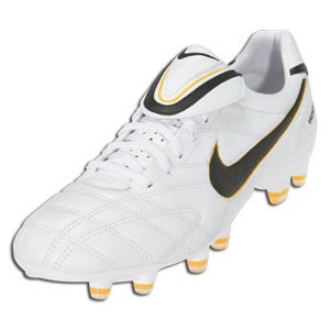 nike tiempo legend 3