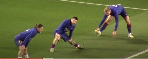 Messi Stretching