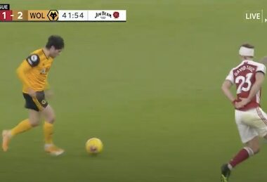 David Luiz Arms Behind Back Defending