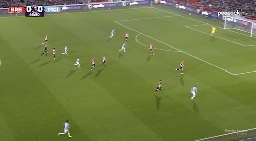 Kevin de Bruyne Cross to Foden