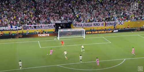 Luis Suarez Goal Versus Palmeiras